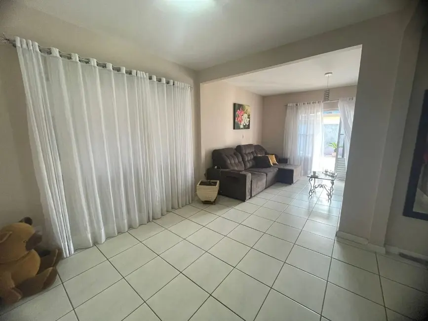Foto 4 de Casa com 3 quartos à venda, 286m2 em Centro, Navegantes - SC
