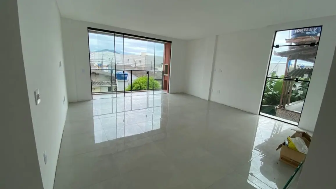 Foto 5 de Apartamento com 2 quartos à venda, 71m2 em Centro, Navegantes - SC