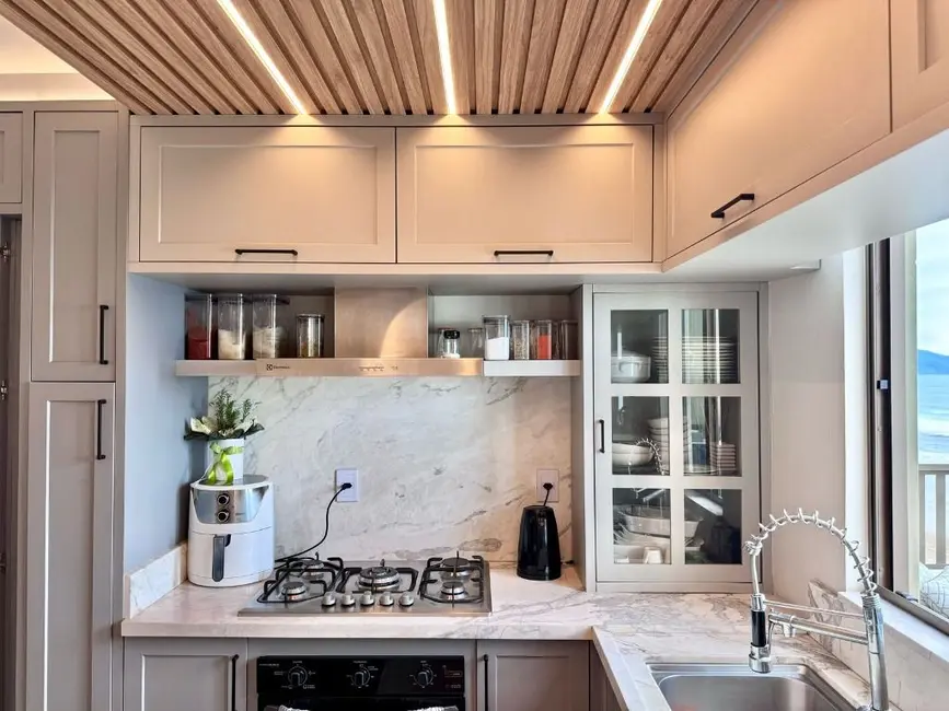 Foto 7 de Apartamento com 4 quartos à venda, 271m2 em Gravatá, Navegantes - SC