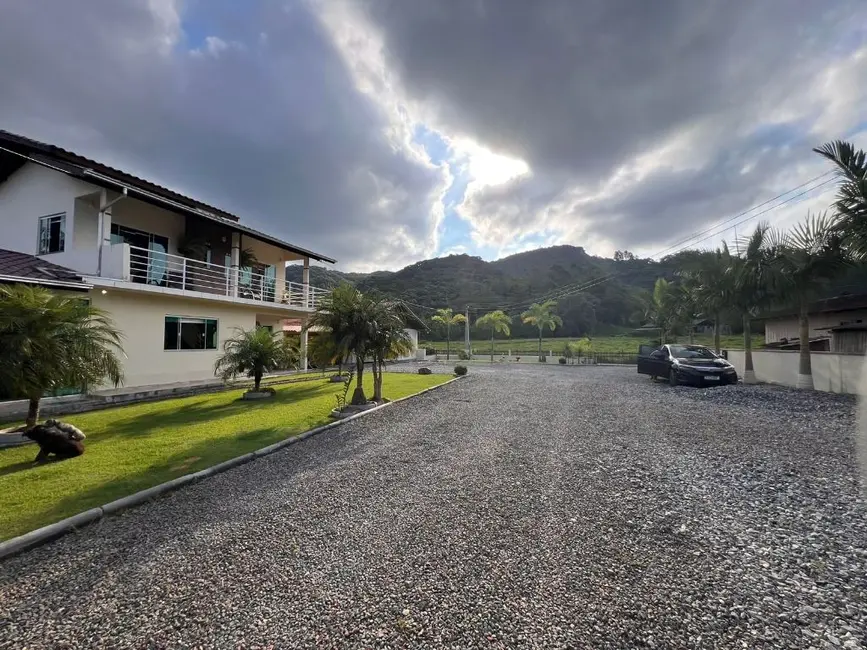Foto 3 de Chácara com 6 quartos à venda, 1500m2 em Escalvados, Navegantes - SC