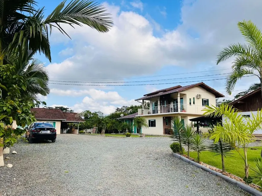 Foto 6 de Chácara com 6 quartos à venda, 1500m2 em Escalvados, Navegantes - SC