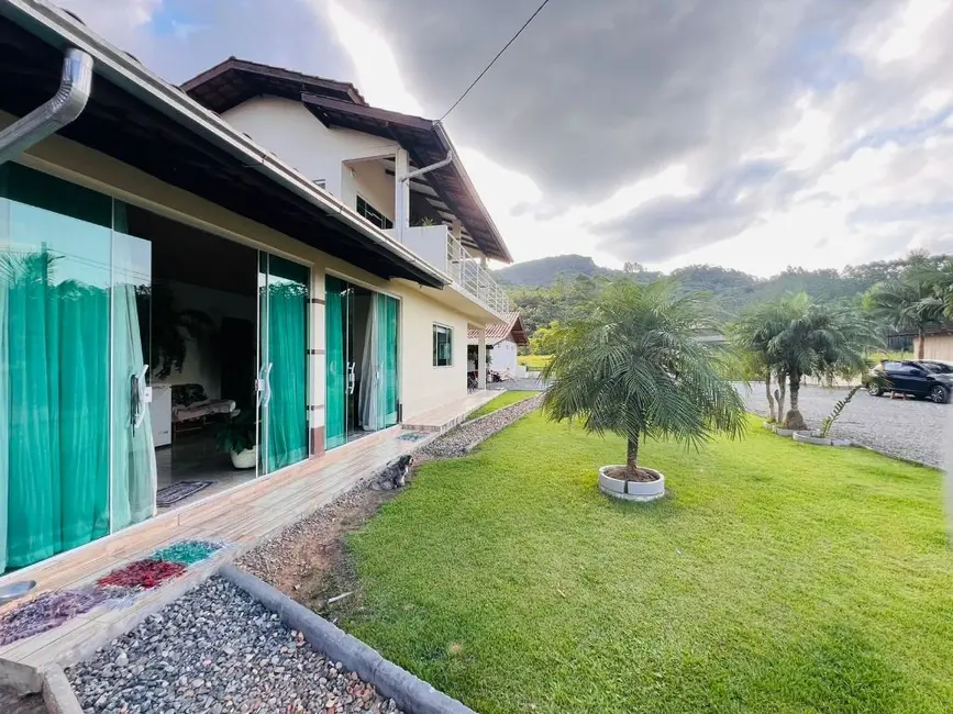 Foto 7 de Chácara com 6 quartos à venda, 1500m2 em Escalvados, Navegantes - SC