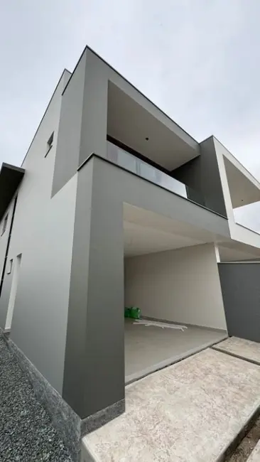 Foto 1 de Casa com 3 quartos à venda, 147m2 em Centro, Navegantes - SC