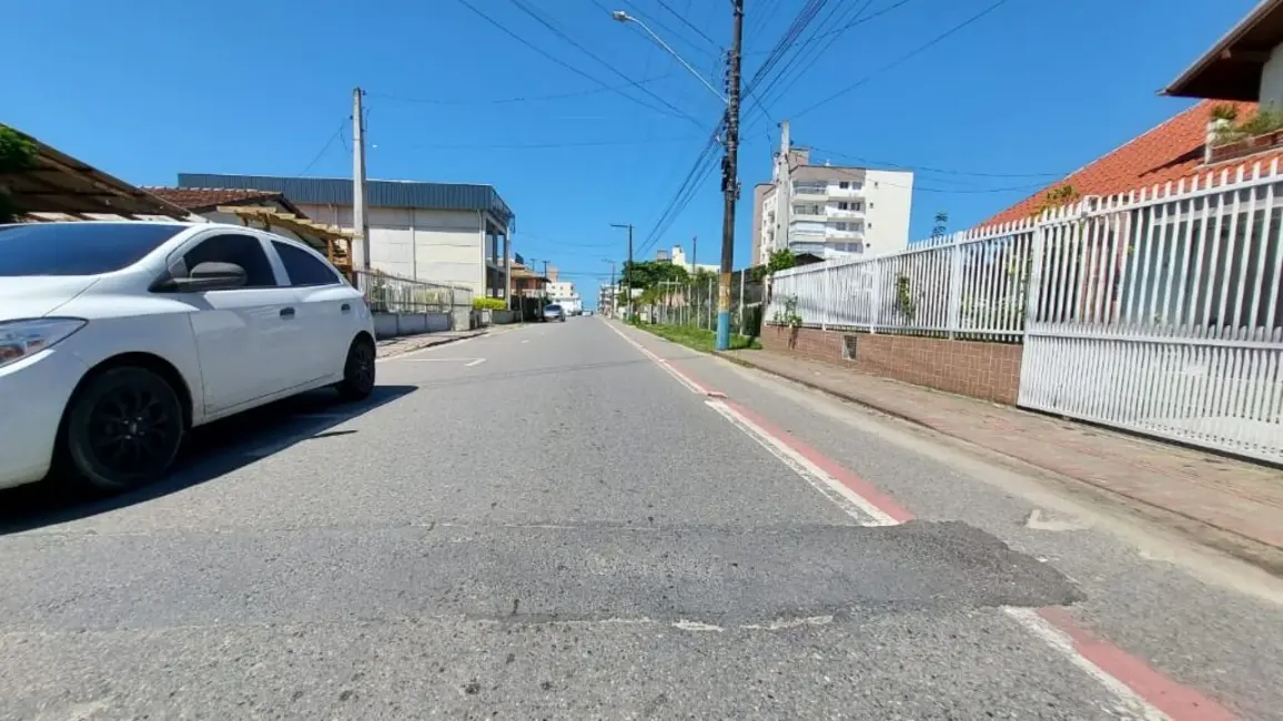 Foto 3 de Terreno / Lote à venda, 264m2 em Gravatá, Navegantes - SC