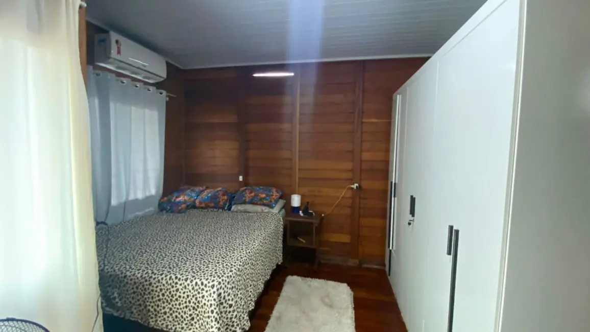 Foto 7 de Casa com 4 quartos à venda, 316m2 em Meia Praia, Navegantes - SC