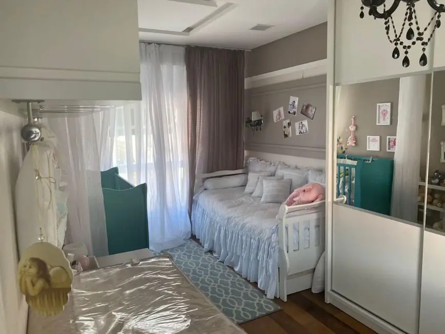 Casa com 3 quartos à venda, 312m2 em Centro, Navegantes - SC - imagem 9 Foto 9 de Casa com 3 quartos à venda, 312m2 em Centro, Navegantes - SC