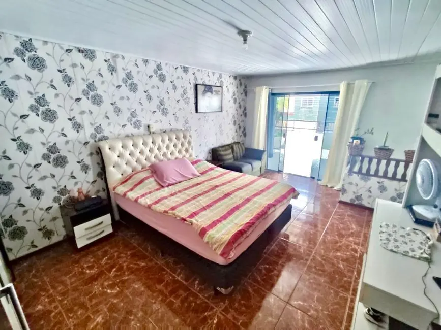 Foto 6 de Casa com 3 quartos à venda, 313m2 em Centro, Navegantes - SC