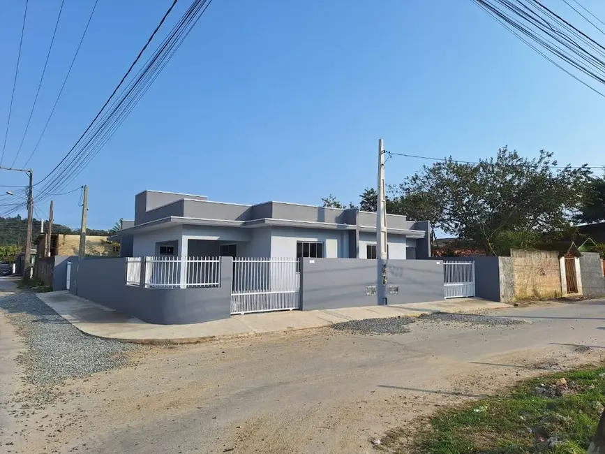 Foto 1 de Casa com 2 quartos à venda, 55m2 em Penha - SC