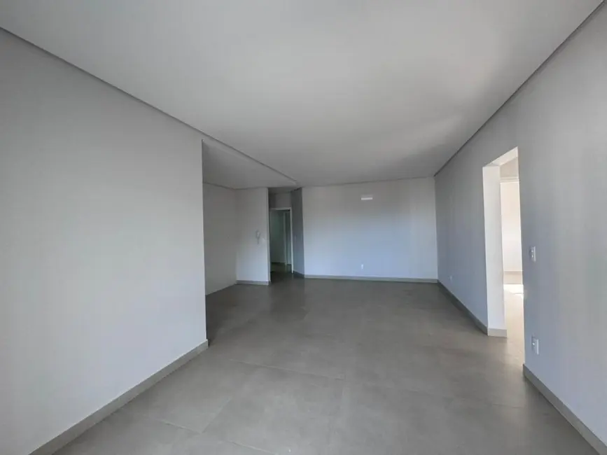 Foto 8 de Apartamento com 3 quartos à venda, 104m2 em Gravatá, Navegantes - SC