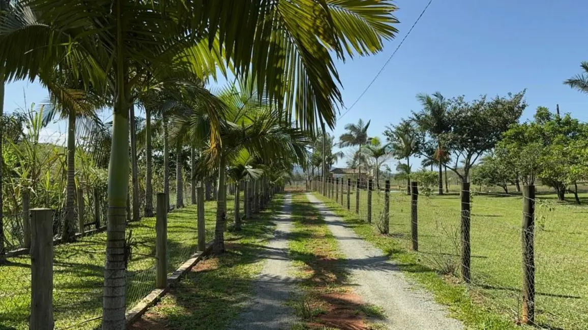 Foto 1 de Sítio / Rancho com 2 quartos à venda, 9500m2 em Centro, Balneario Picarras - SC