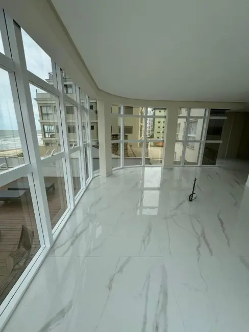 Foto 2 de Apartamento com 4 quartos à venda, 157m2 em Gravatá, Navegantes - SC
