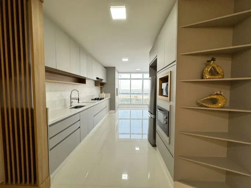 Foto 8 de Apartamento com 3 quartos à venda, 249m2 em Gravatá, Navegantes - SC