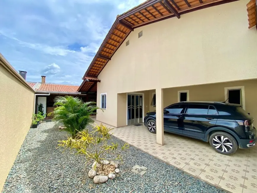 Foto 1 de Casa com 16 quartos à venda, 625m2 em Machados, Navegantes - SC