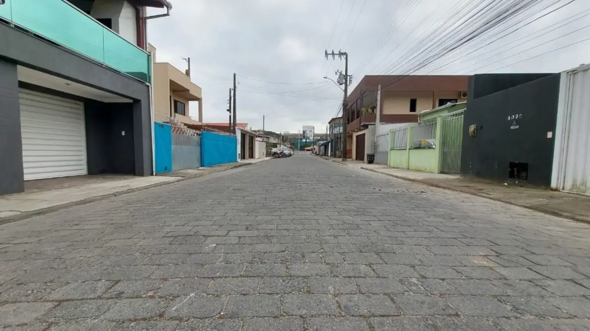 Foto 1 de Terreno / Lote à venda, 686m2 em Centro, Navegantes - SC