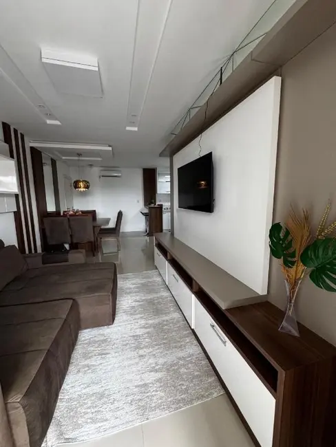 Foto 2 de Apartamento com 2 quartos à venda, 93m2 em Centro, Navegantes - SC