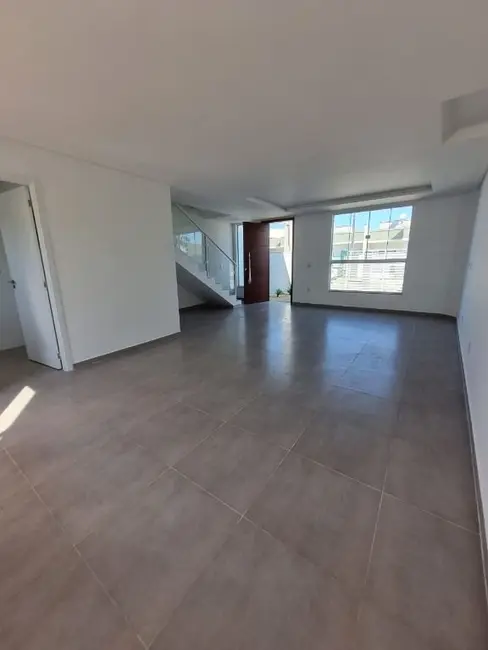 Casa com 3 quartos à venda, 100m2 em Meia Praia, Navegantes - SC - imagem 7 Foto 7 de Casa com 3 quartos à venda, 100m2 em Meia Praia, Navegantes - SC