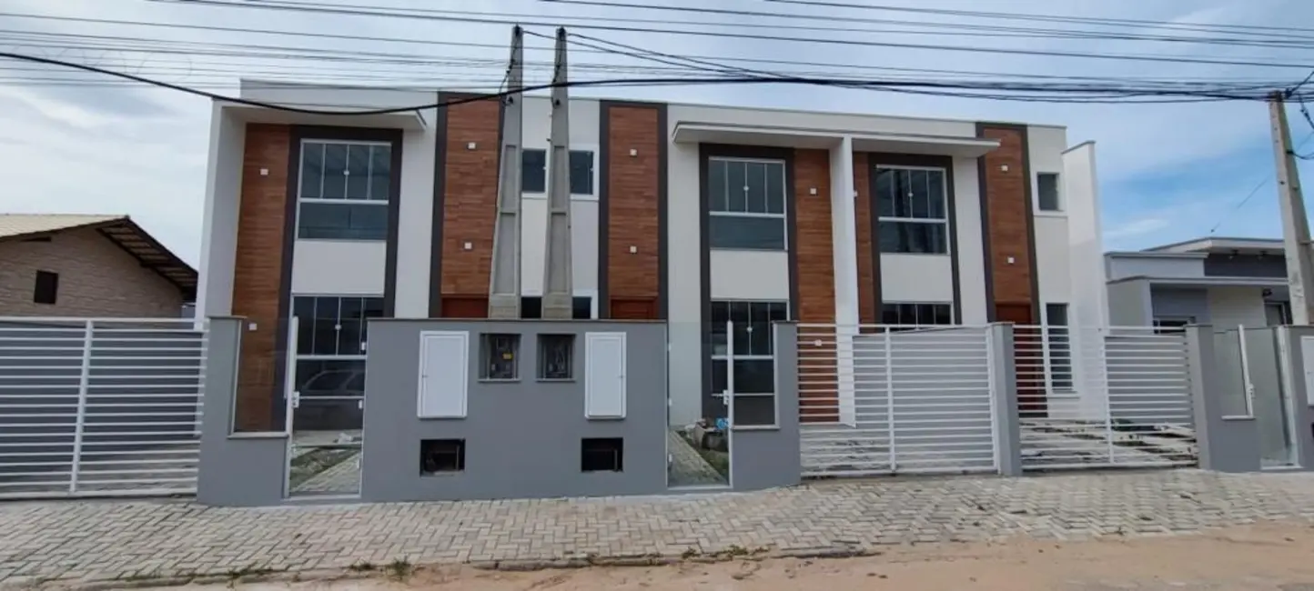 Casa com 3 quartos à venda, 100m2 em Meia Praia, Navegantes - SC - imagem 1 Foto 1 de Casa com 3 quartos à venda, 100m2 em Meia Praia, Navegantes - SC