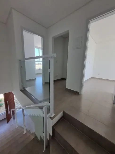 Casa com 3 quartos à venda, 100m2 em Meia Praia, Navegantes - SC - imagem 5 Foto 5 de Casa com 3 quartos à venda, 100m2 em Meia Praia, Navegantes - SC
