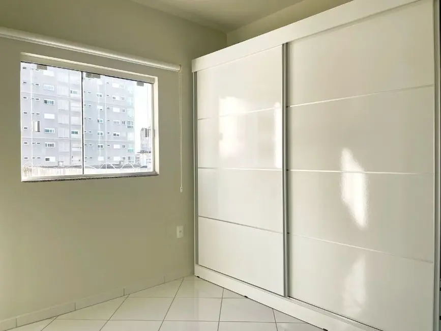 Foto 8 de Apartamento com 3 quartos à venda, 110m2 em Gravatá, Navegantes - SC
