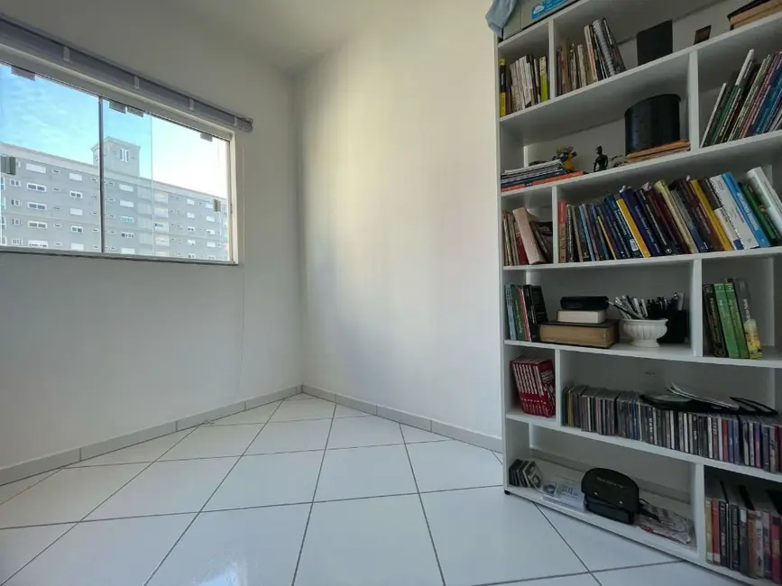 Foto 5 de Apartamento com 3 quartos à venda, 110m2 em Gravatá, Navegantes - SC