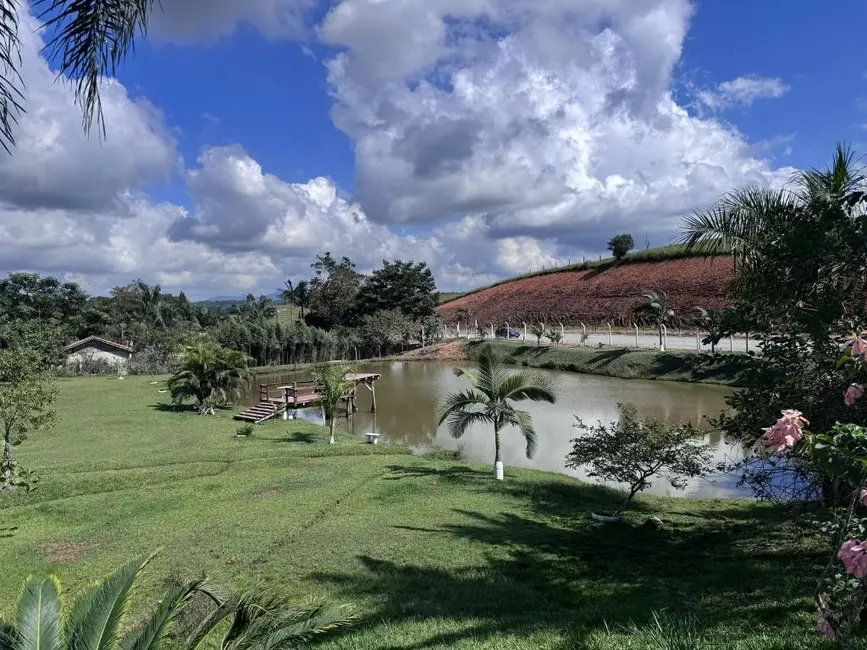 Foto 5 de Sítio / Rancho com 3 quartos à venda, 8m2 em Balneario Picarras - SC