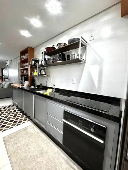 Foto 2 de Apartamento com 2 quartos à venda, 72m2 em Gravatá, Navegantes - SC