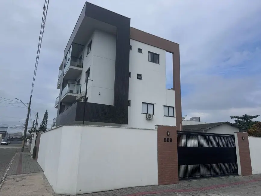 Foto 4 de Apartamento com 2 quartos à venda, 67m2 em Centro, Navegantes - SC