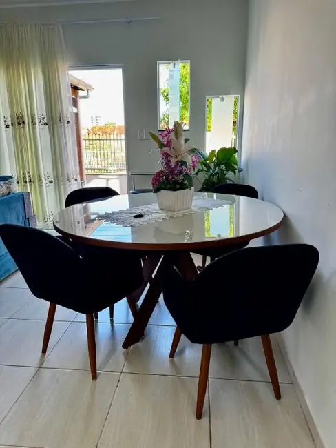 Foto 2 de Sobrado com 2 quartos à venda, 130m2 em Centro, Navegantes - SC
