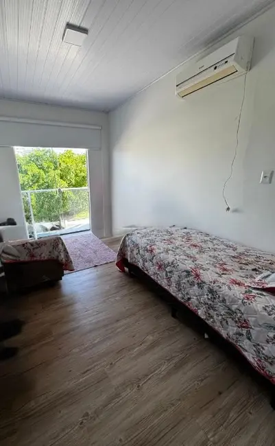 Foto 8 de Sobrado com 2 quartos à venda, 130m2 em Centro, Navegantes - SC