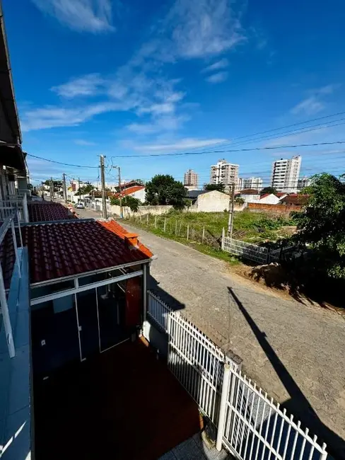 Foto 1 de Sobrado com 2 quartos à venda, 130m2 em Centro, Navegantes - SC