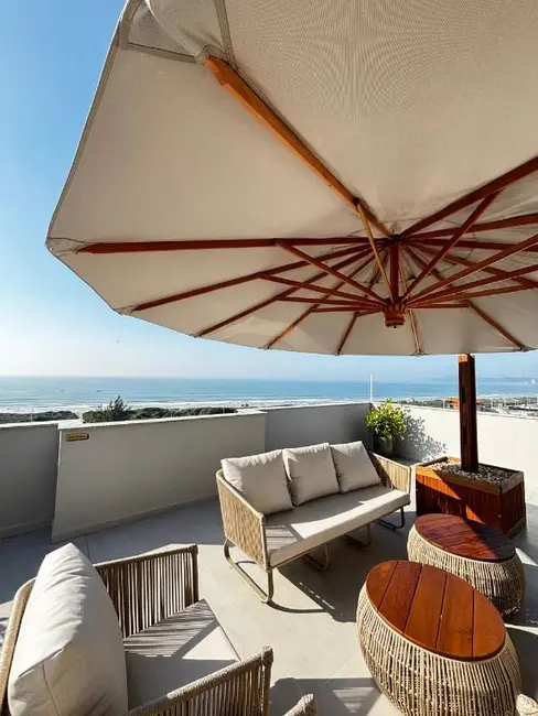 Foto 3 de Apartamento com 2 quartos à venda, 74m2 em Centro, Navegantes - SC