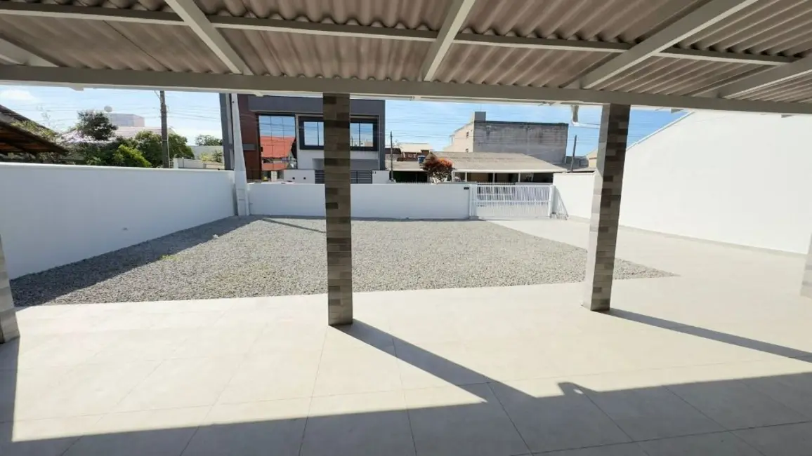 Foto 3 de Casa com 3 quartos à venda, 350m2 em Centro, Navegantes - SC