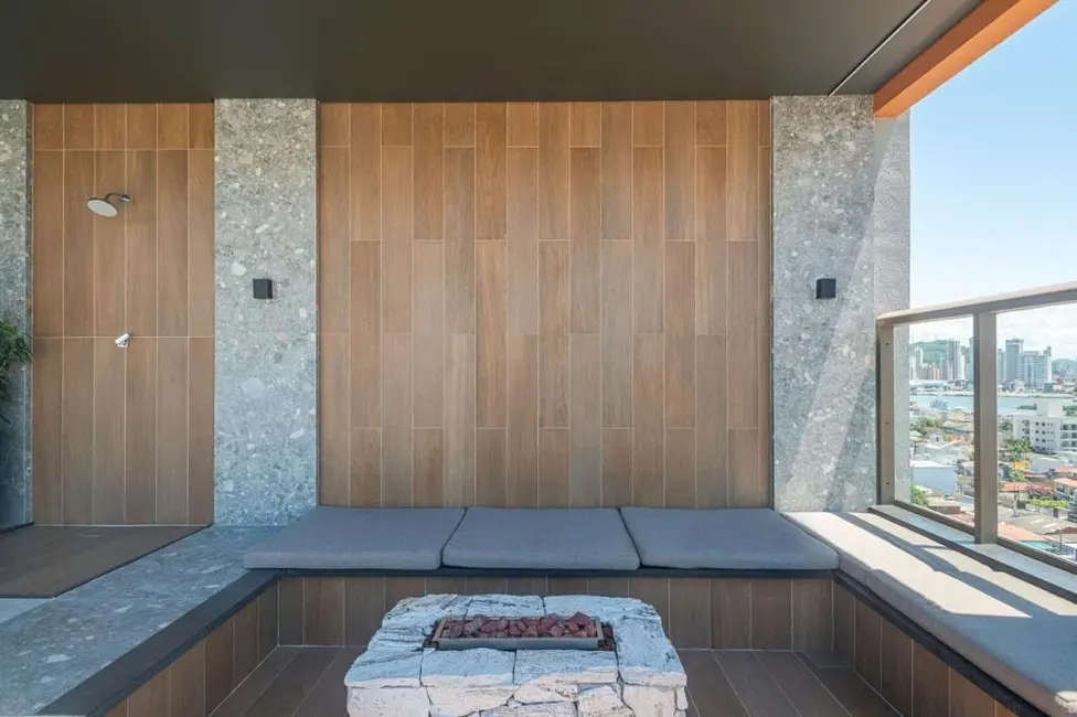 Foto 9 de Apartamento com 2 quartos à venda, 183m2 em Centro, Navegantes - SC