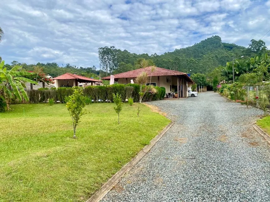 Foto 1 de Chácara com 3 quartos à venda, 2578m2 em Navegantes - SC