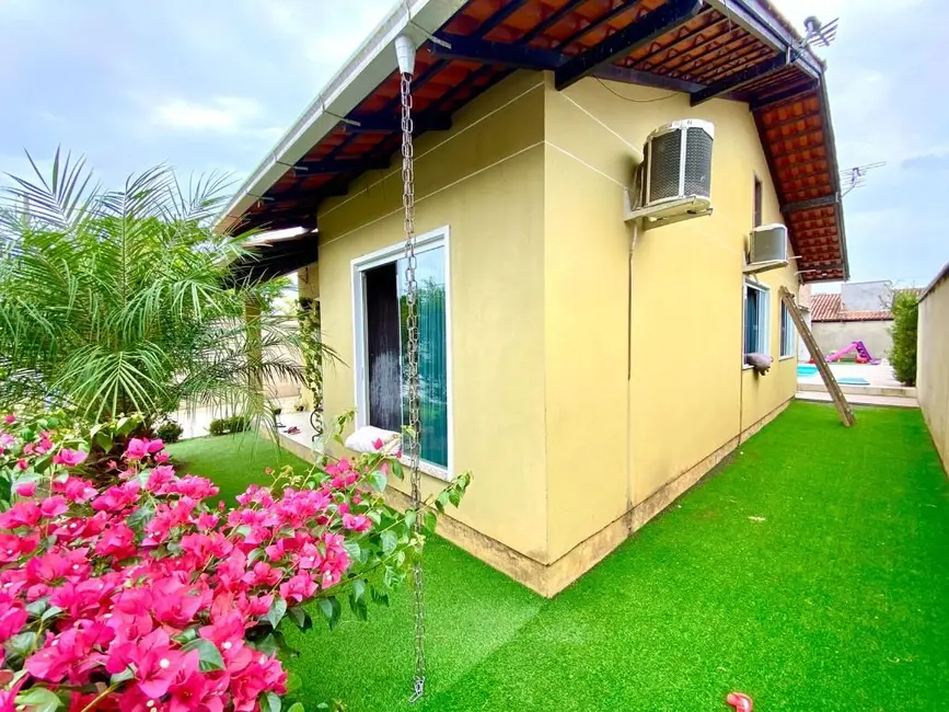 Casa com 3 quartos à venda, 384m2 em Gravatá, Navegantes - SC - imagem 4 Foto 4 de Casa com 3 quartos à venda, 384m2 em Gravatá, Navegantes - SC