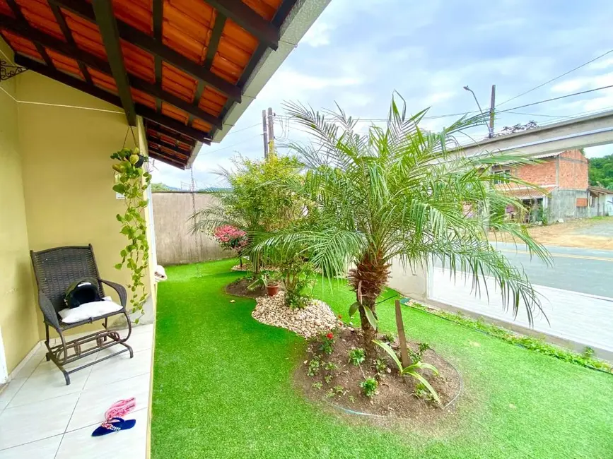 Casa com 3 quartos à venda, 384m2 em Gravatá, Navegantes - SC - imagem 5 Foto 5 de Casa com 3 quartos à venda, 384m2 em Gravatá, Navegantes - SC