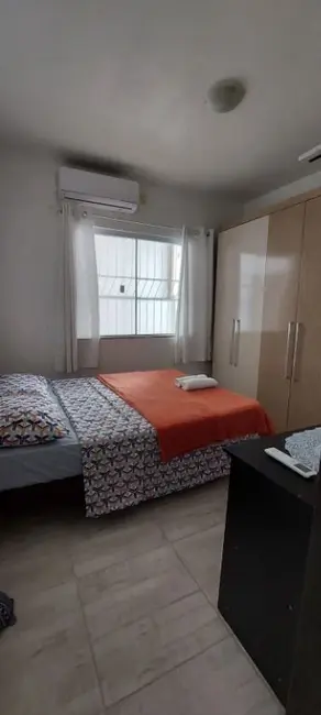 Foto 8 de Casa com 2 quartos à venda, 114m2 em Balneario Picarras - SC