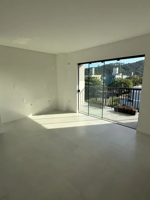 Foto 3 de Apartamento com 2 quartos à venda, 88m2 em Gravatá, Navegantes - SC