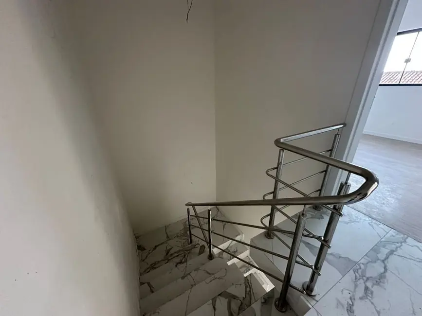 Foto 8 de Sobrado com 3 quartos à venda, 150m2 em Meia Praia, Navegantes - SC