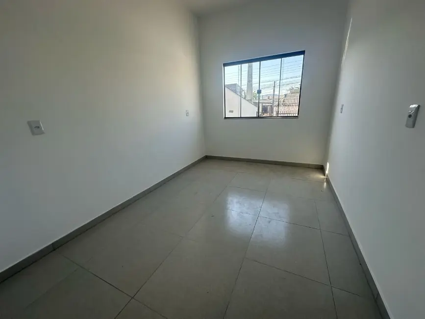 Foto 3 de Sobrado com 3 quartos à venda, 150m2 em Meia Praia, Navegantes - SC