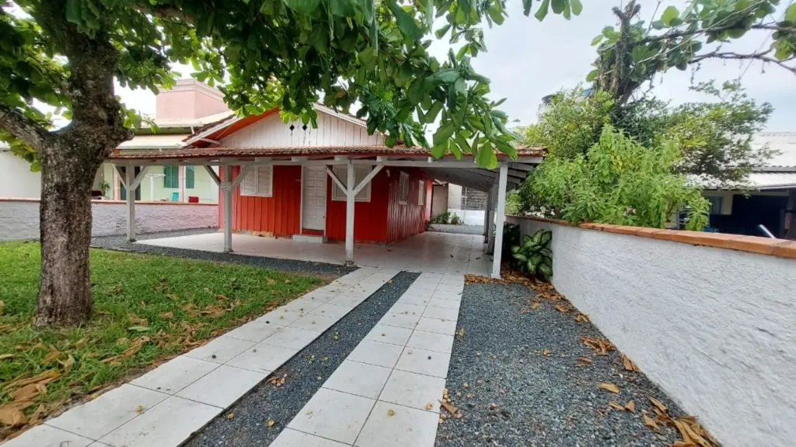 Foto 1 de Terreno / Lote à venda, 300m2 em Meia Praia, Navegantes - SC