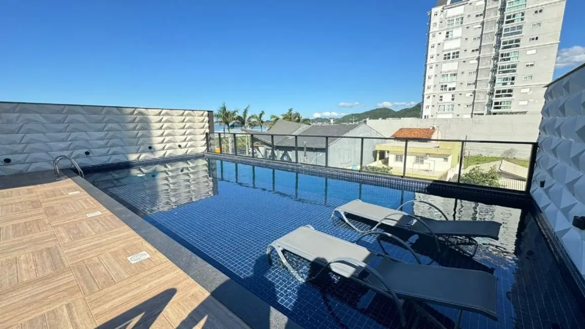 Foto 1 de Apartamento com 1 quarto à venda, 35m2 em Centro, Navegantes - SC