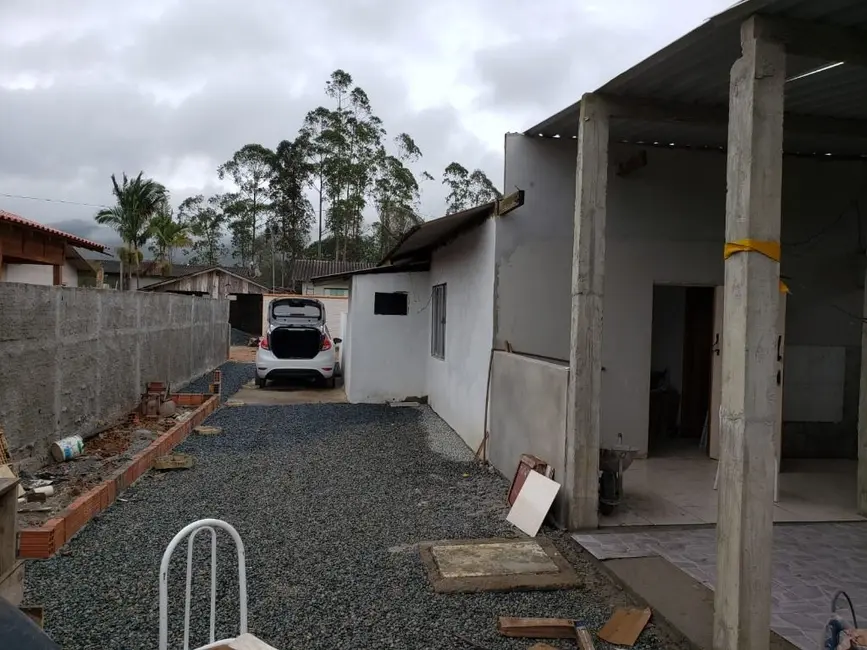 Foto 2 de Casa com 4 quartos à venda, 240m2 em Escalvados, Navegantes - SC
