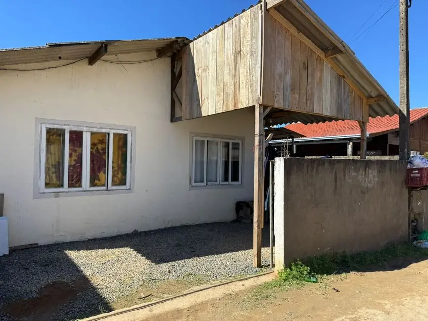 Casa com 4 quartos à venda, 300m2 em Escalvados, Navegantes - SC - imagem 1 Foto 1 de Casa com 4 quartos à venda, 300m2 em Escalvados, Navegantes - SC