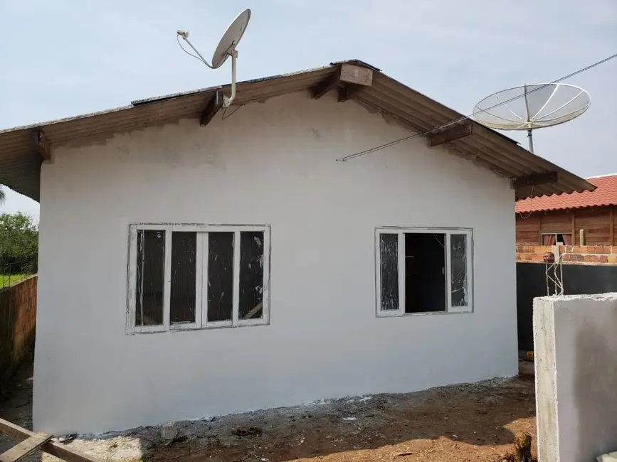 Foto 1 de Casa com 4 quartos à venda, 240m2 em Escalvados, Navegantes - SC