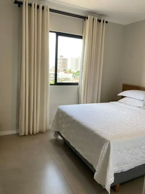 Foto 6 de Apartamento com 2 quartos à venda, 54m2 em Centro, Navegantes - SC