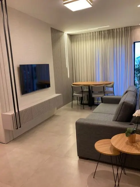 Foto 2 de Apartamento com 2 quartos à venda, 54m2 em Centro, Navegantes - SC