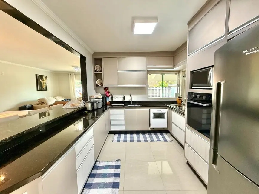 Foto 4 de Casa com 4 quartos à venda, 260m2 em Gravatá, Navegantes - SC