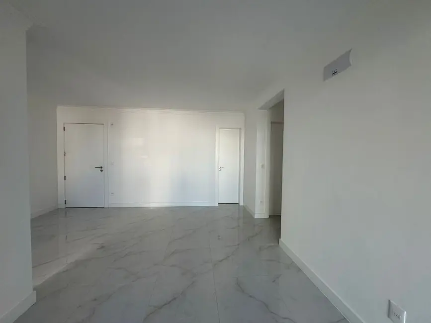 Foto 4 de Apartamento com 2 quartos à venda, 70m2 em Itapema - SC