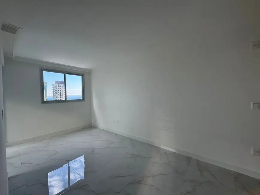 Foto 5 de Apartamento com 2 quartos à venda, 70m2 em Itapema - SC